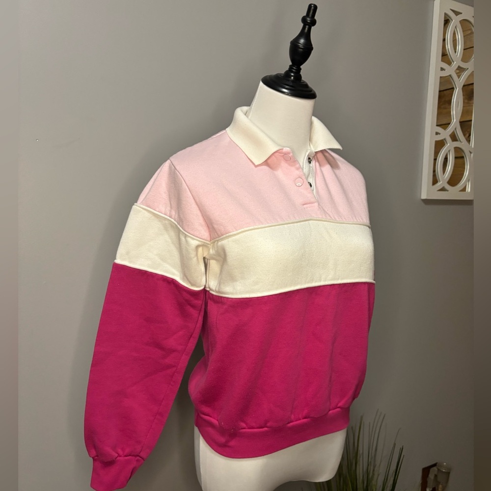 Vintage Lady Footlocker snap button sweater. Pink and white!